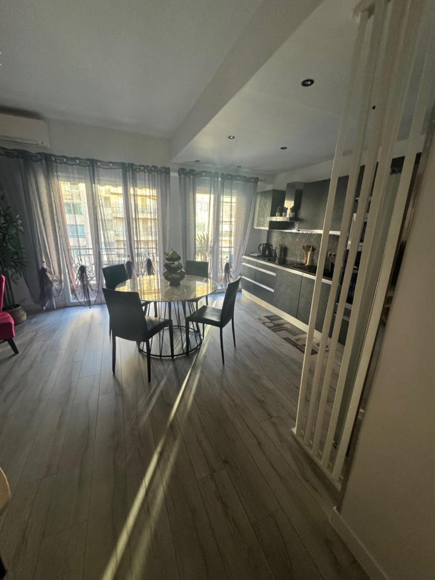 Gorgeous 2 Bedrooms Holiday Apartement Nice Dış mekan fotoğraf